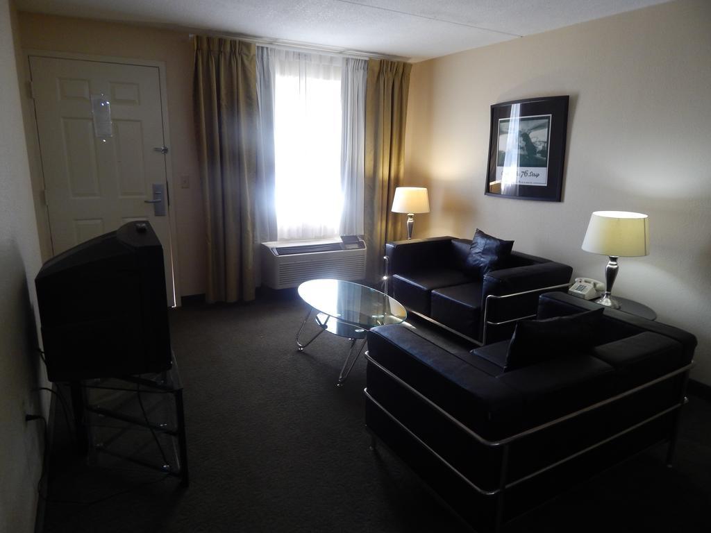 Ramada Branson Hotel And Resort Экстерьер фото