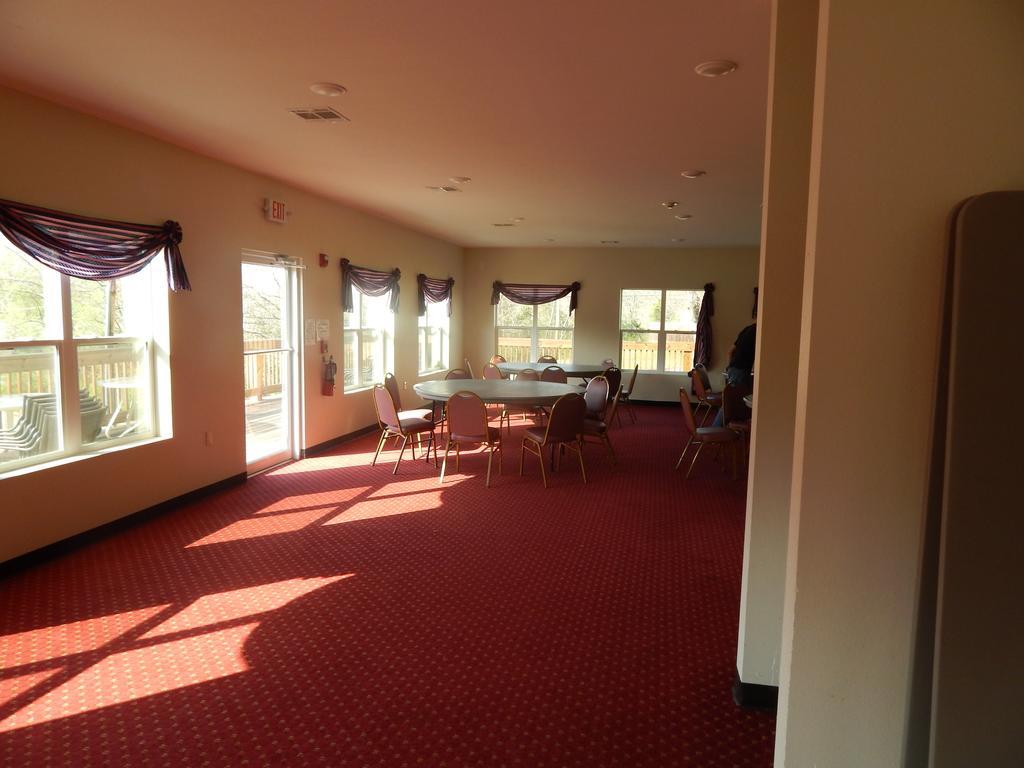 Ramada Branson Hotel And Resort Экстерьер фото