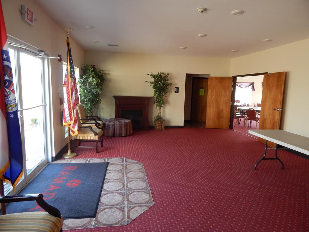 Ramada Branson Hotel And Resort Экстерьер фото