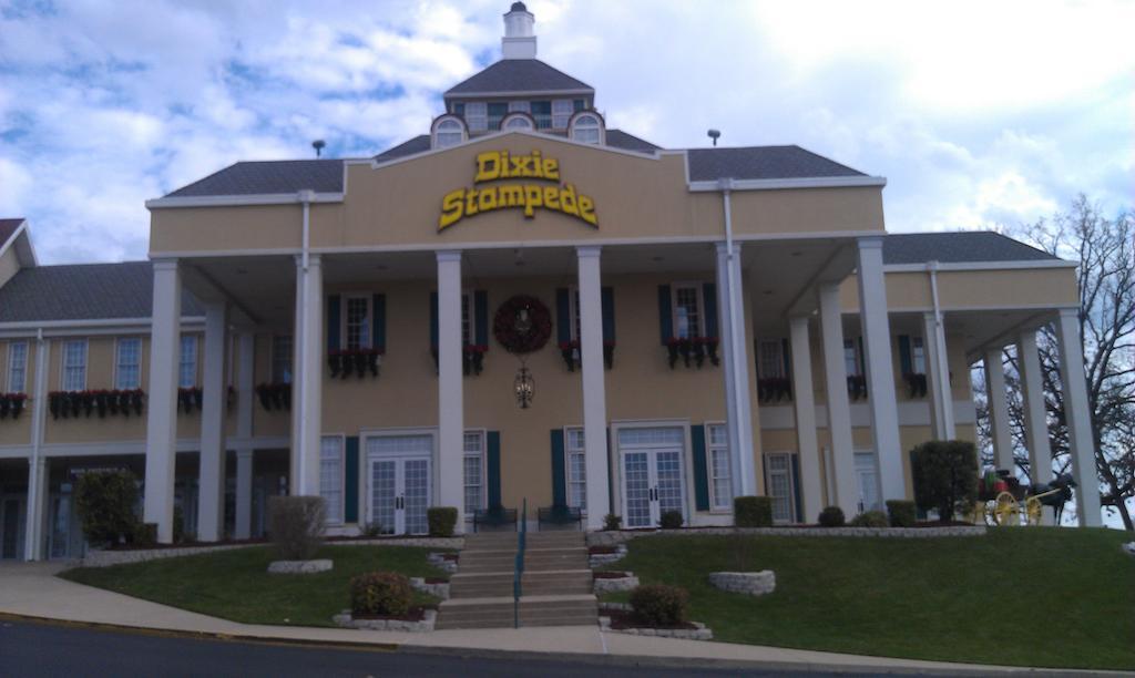 Ramada Branson Hotel And Resort Экстерьер фото